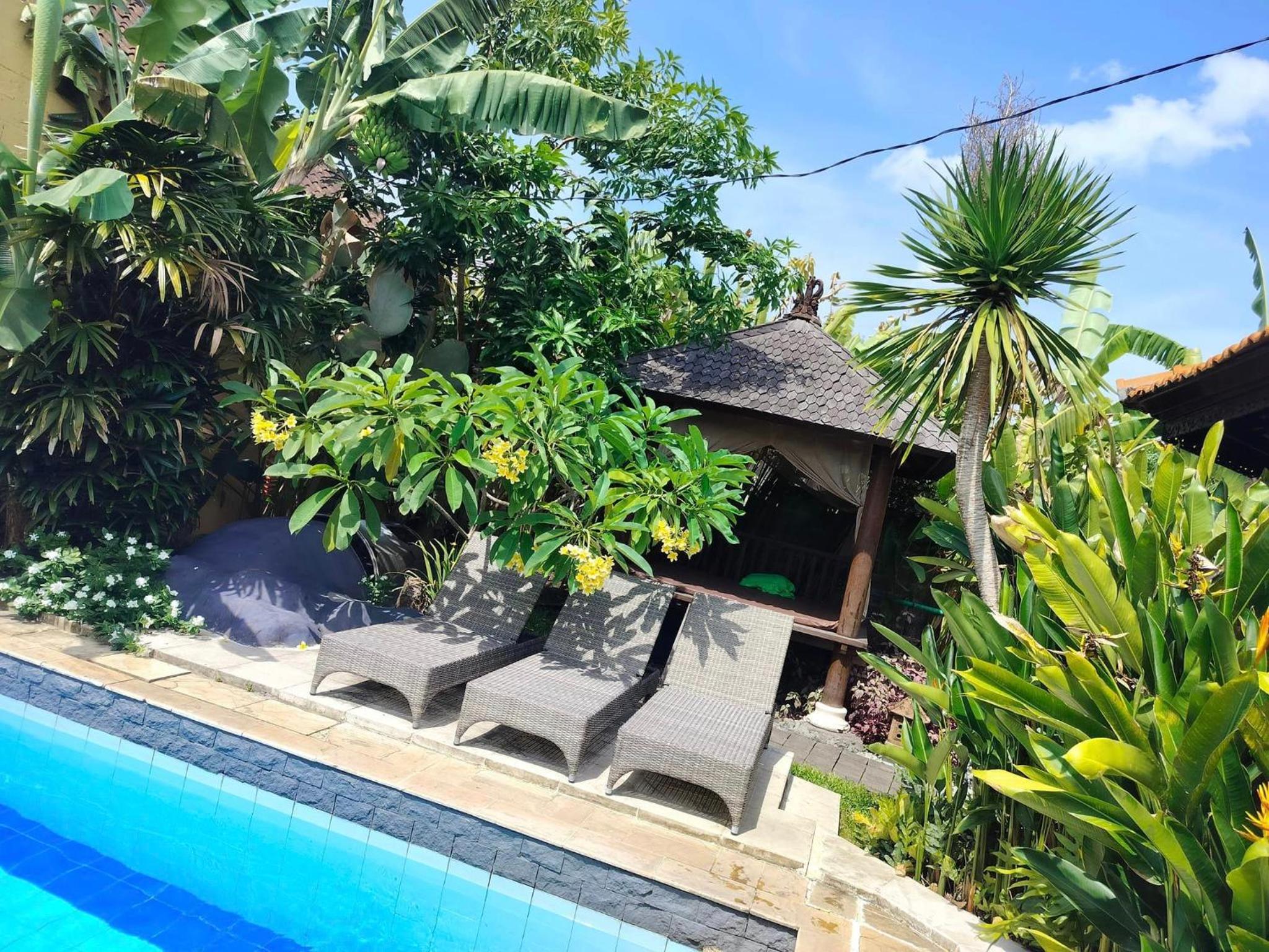 Villa Layang Bulan a homey guesthouse near the beach in North Kuta