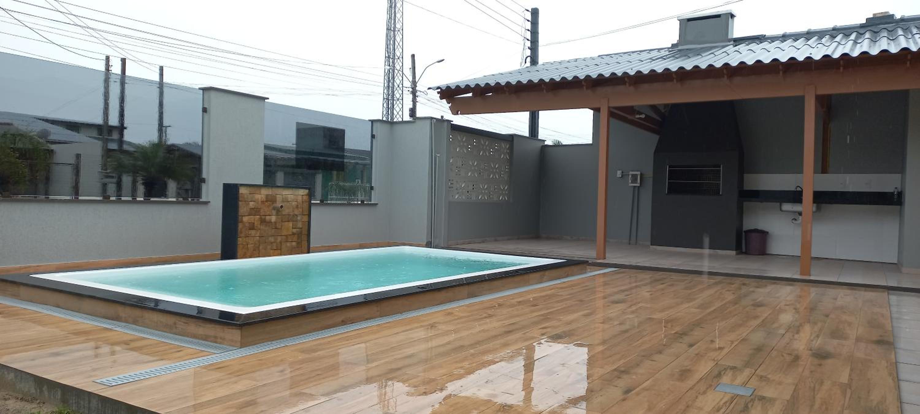 Casa Com Quatro Dormitórios, Pertinho Do Mar Em Capão Da Canoa