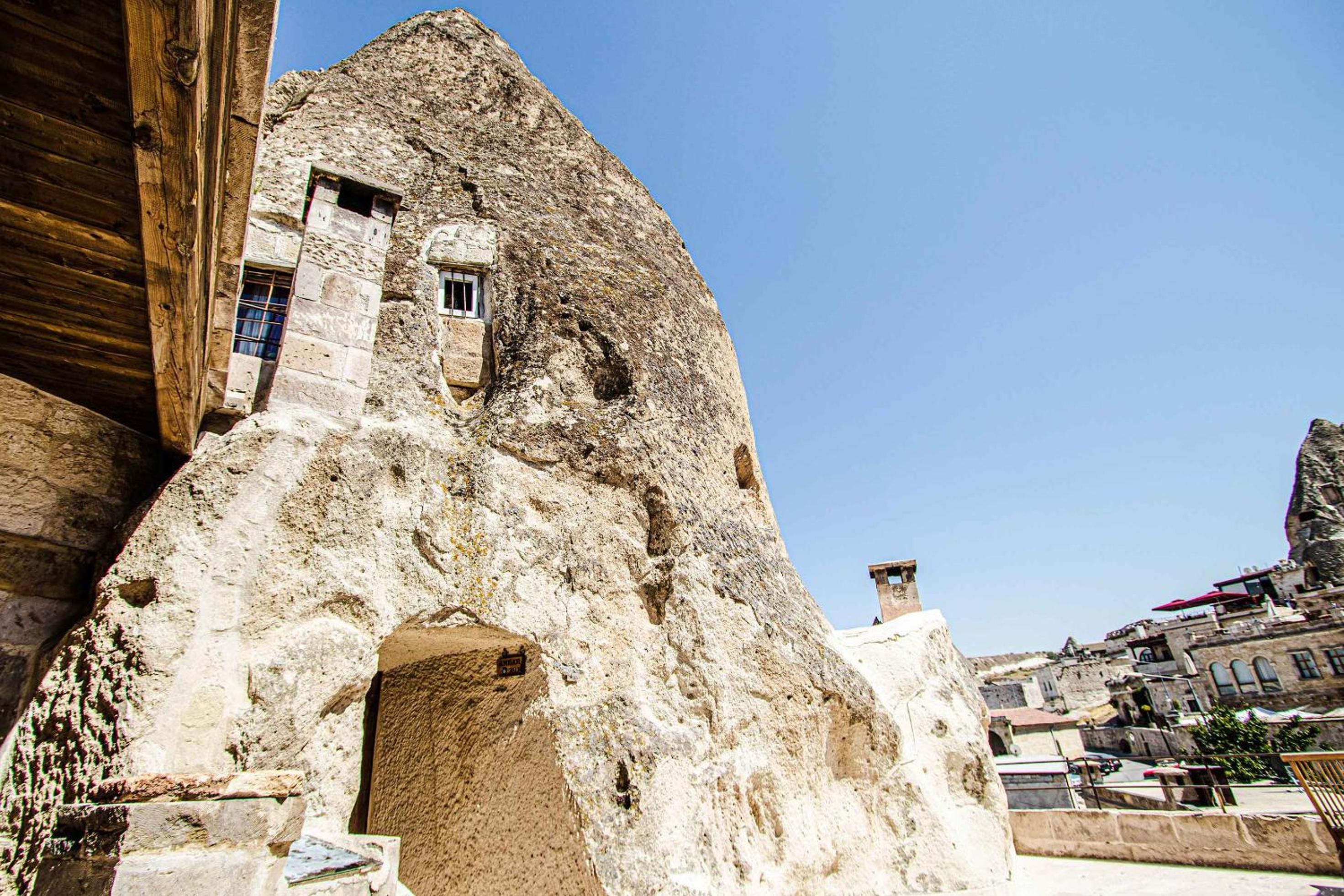 Sultan Cave Suites - Image 26