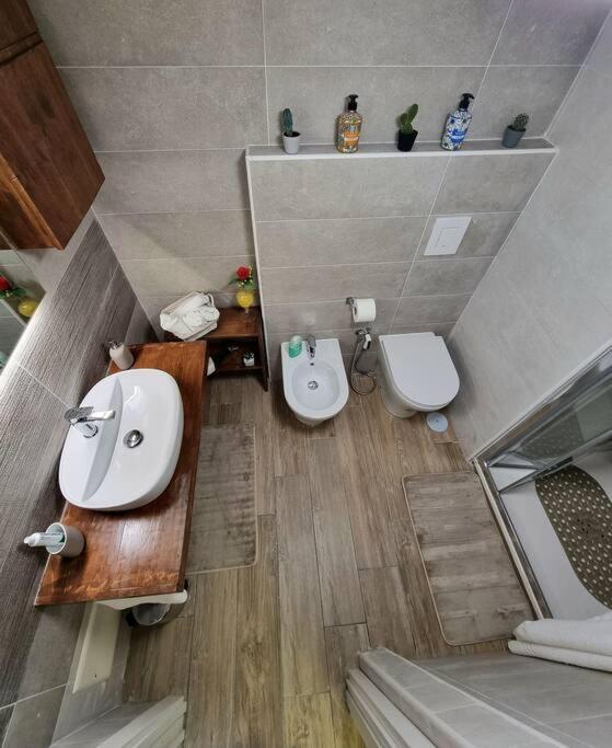 Casa comoda e centrale in quartiere storico di Napoli