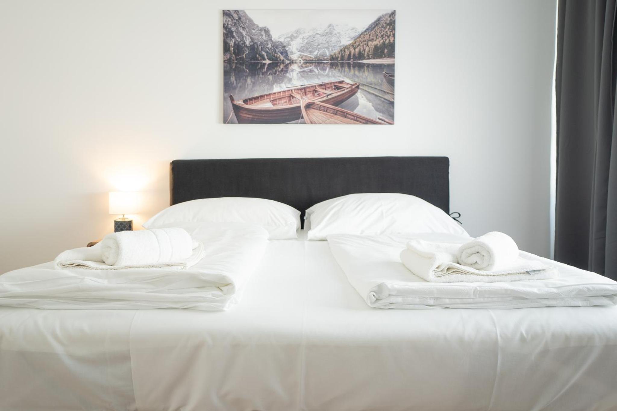 Charming Apartment with Balcony, Close to Stephansdom Cathedral