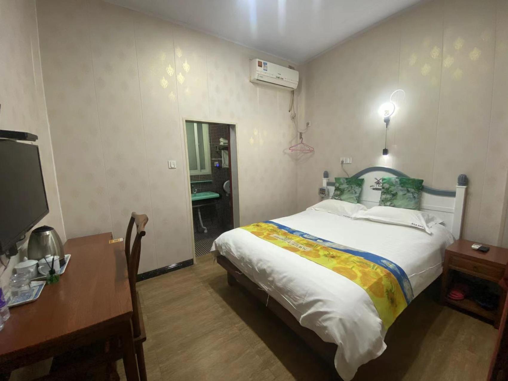 Shaoxing Vacations - Shaoxing Laotaimen Luxun Native Place Youth Hostel - Property Image 25