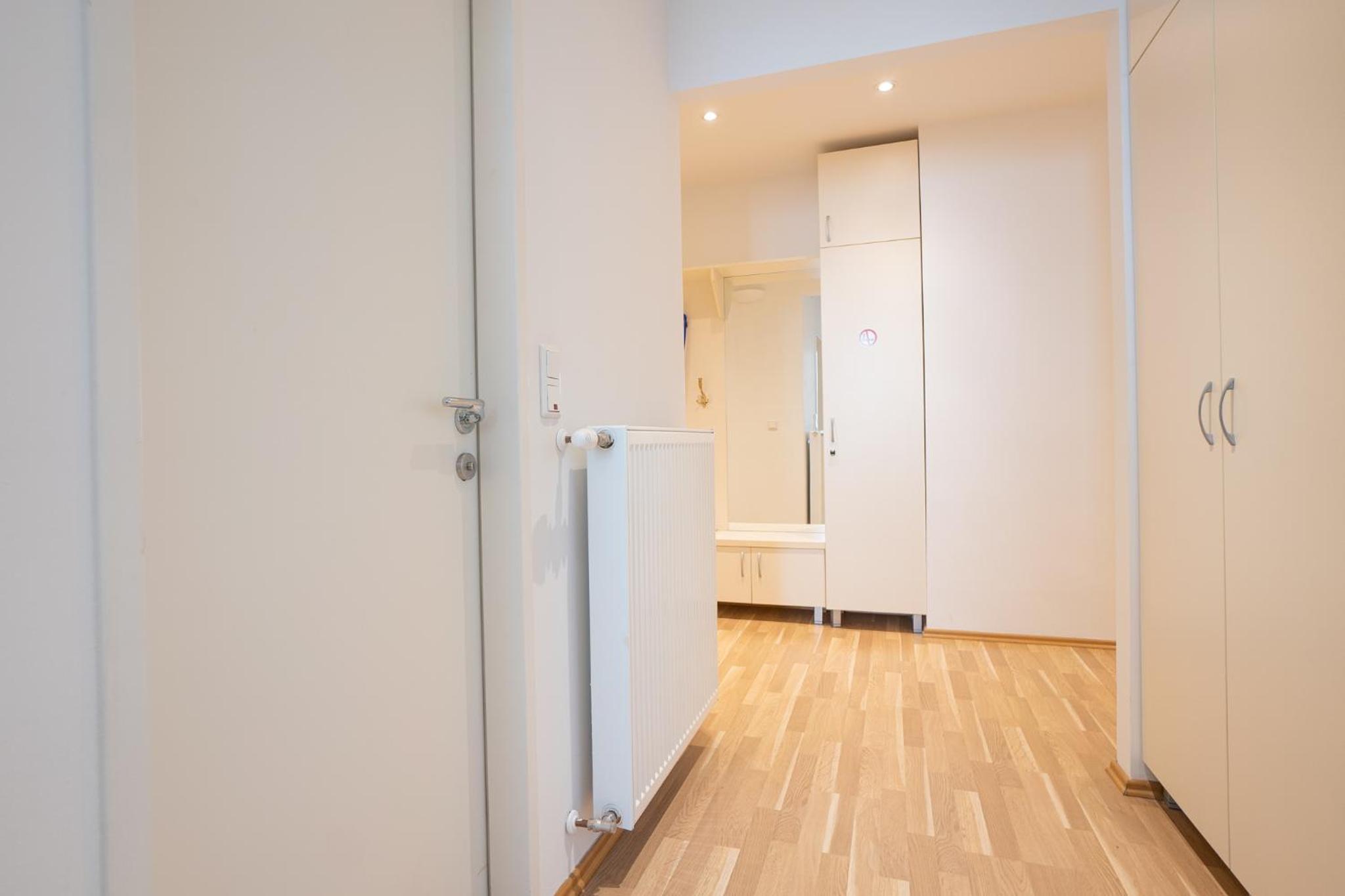 Charming Apartment with Balcony, Close to Stephansdom Cathedral