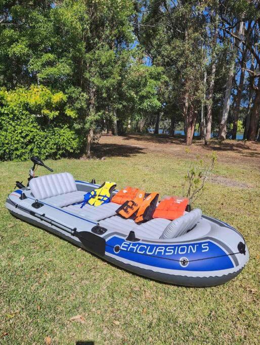 Waterfront Paradise Summer Hideaway FREE BOAT FIshing Lover