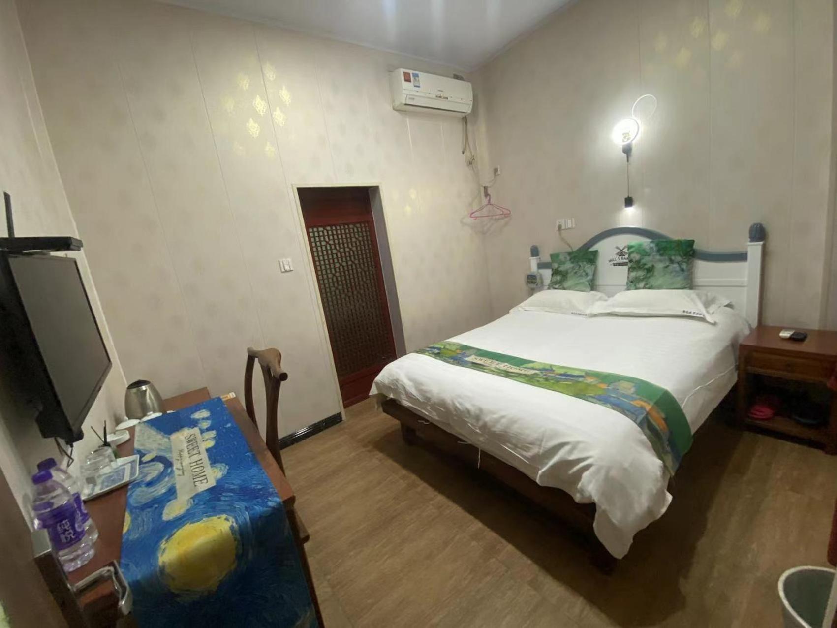 Shaoxing Vacations - Shaoxing Laotaimen Luxun Native Place Youth Hostel - Property Image 26