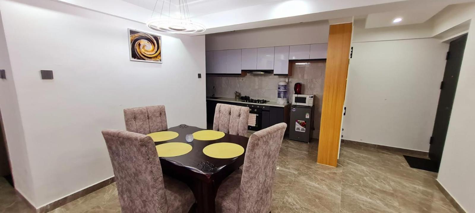 Kilimani Executive 2 bedroom apartment with gym view 4