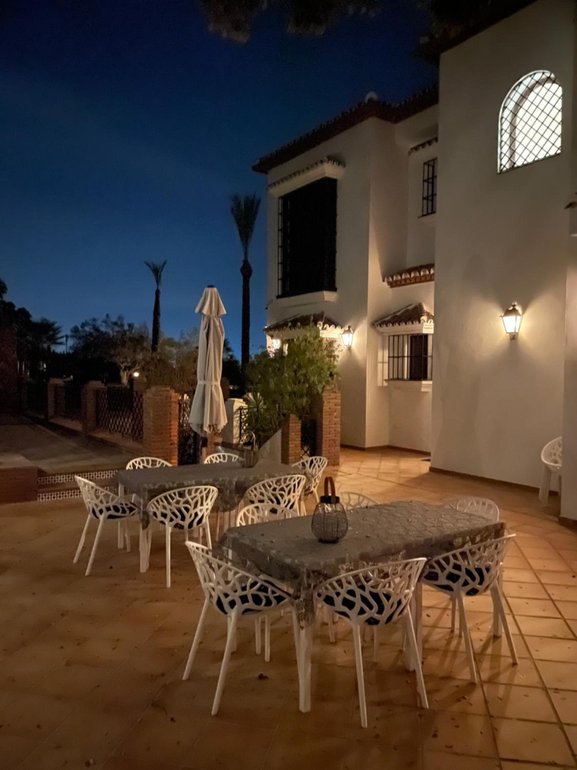 Loma Serena Luxury Villa met verwarmd zwembad en tennisbaan