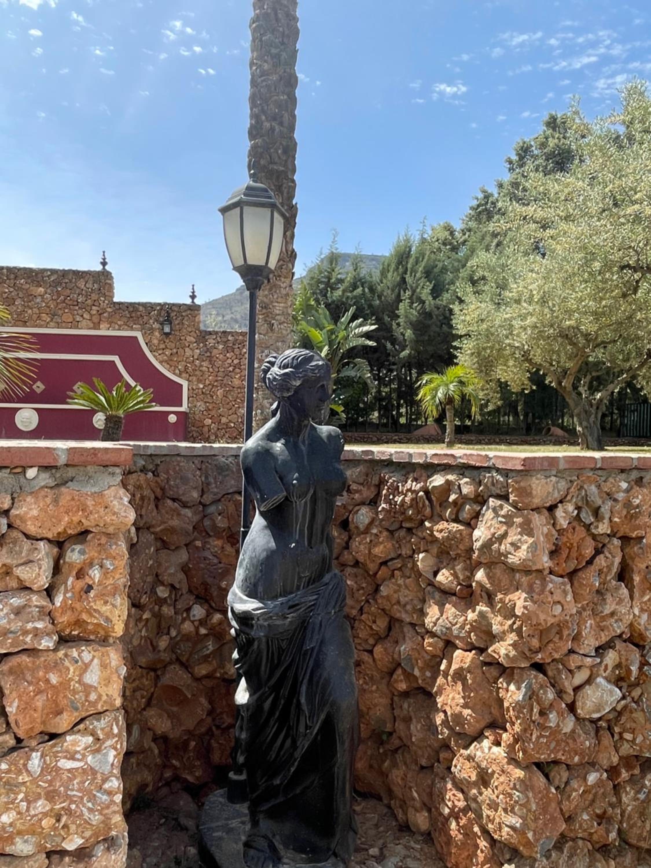 Loma Serena Luxury Villa met verwarmd zwembad en tennisbaan