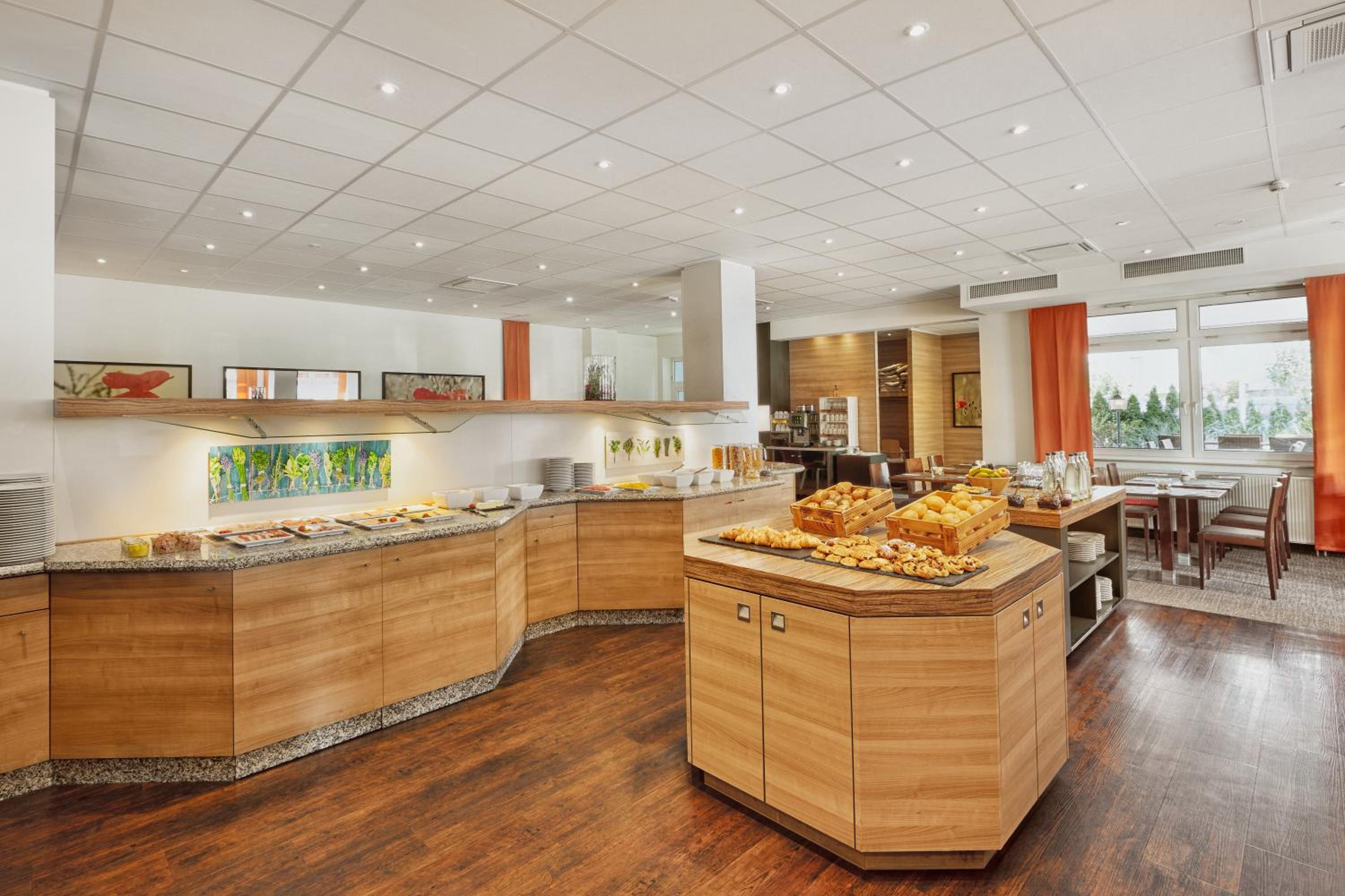 Darmstadt Vacations - H Hotel Darmstadt - Property Image 5