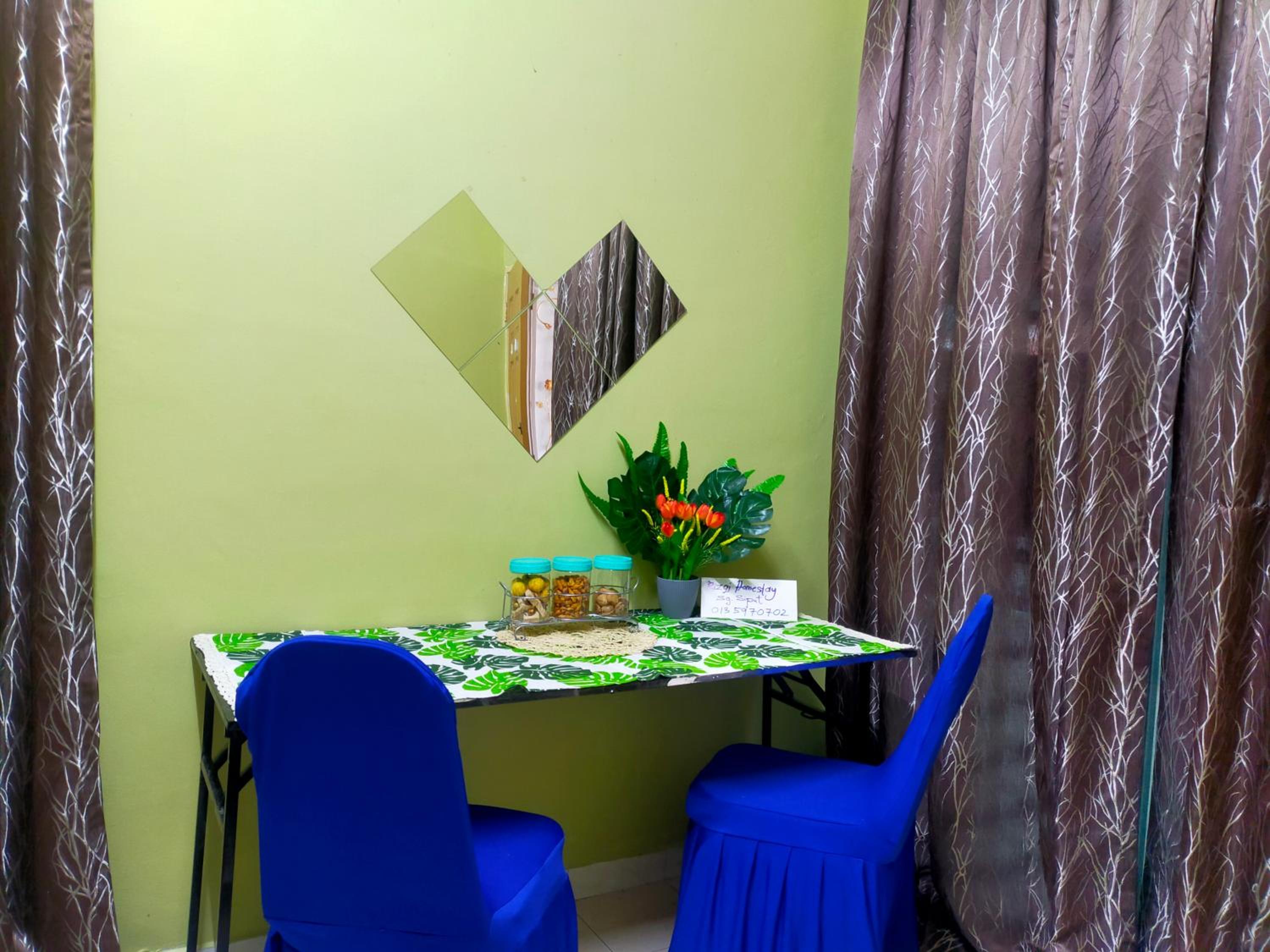 RIZQI HOMESTAY Sungai Siput with Wifi! Islamic Guest Only! photo 7