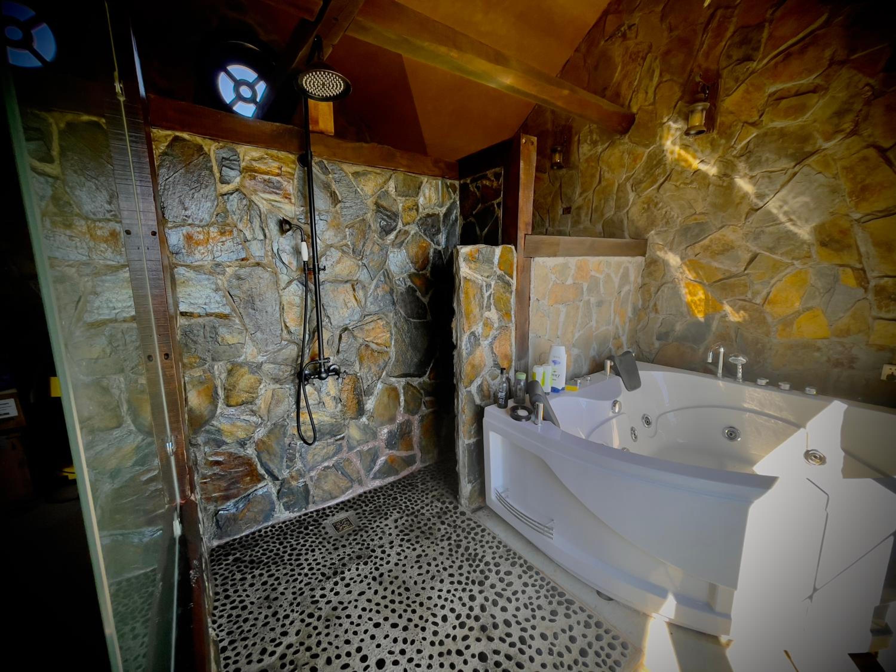 Homestay- Christmas Retreat in Patagonia Chiloe Island, dinner & breakfast included Duhatao - Pumillahue