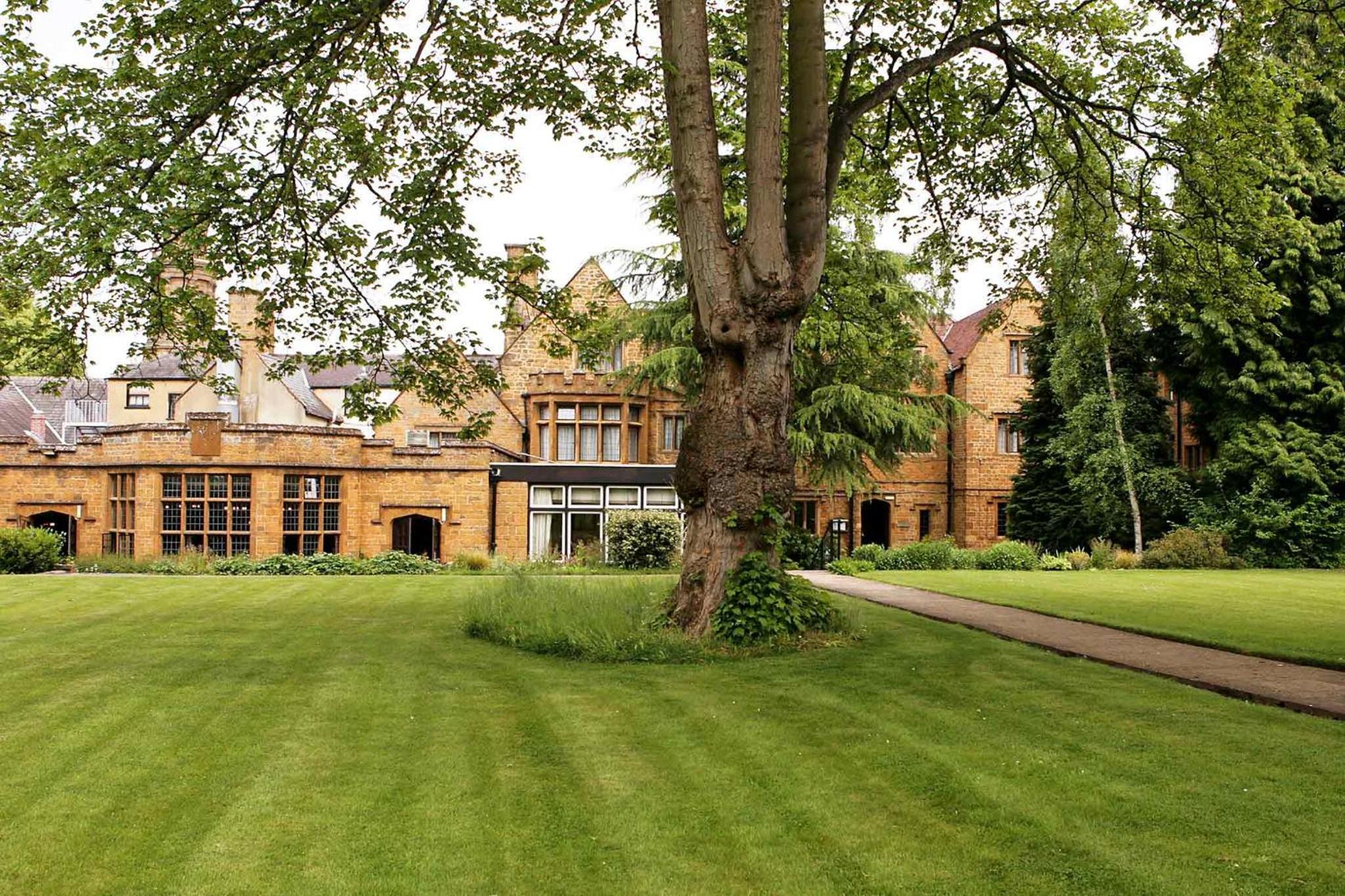 Banbury Vacations - Whately Hall Hotel - Property Image 10