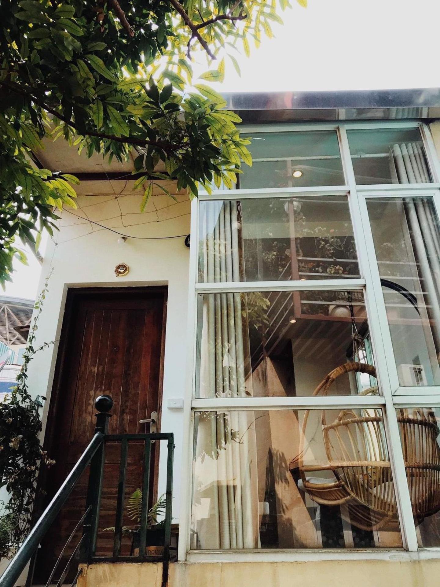 Azalea Apartment