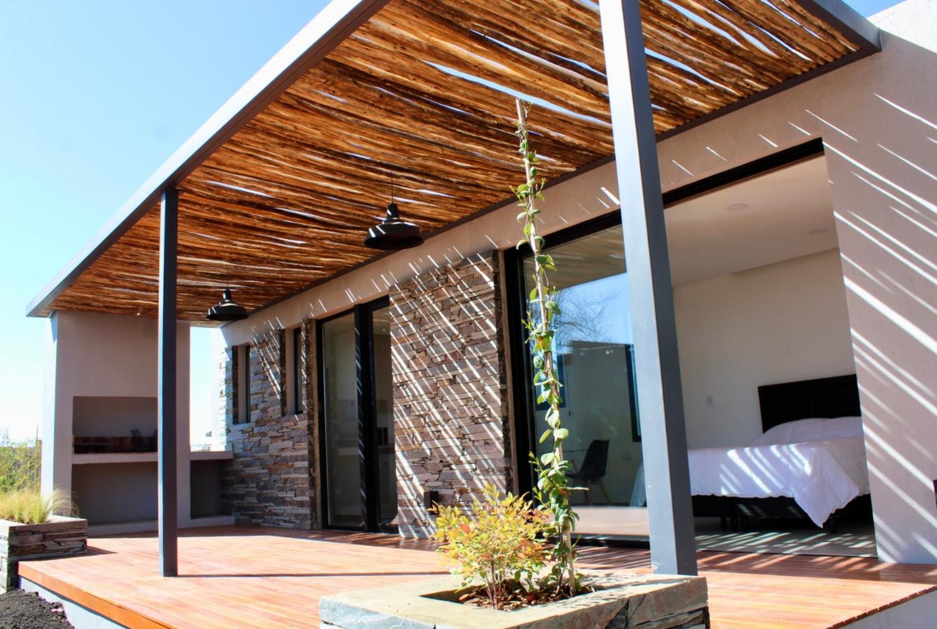 Lodwine Lodge Apartments