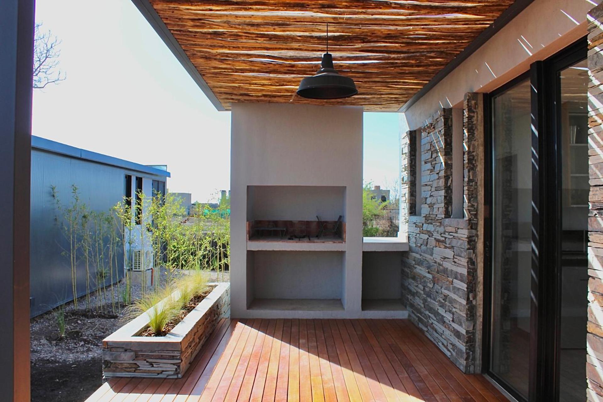 Lodwine Lodge Apartments