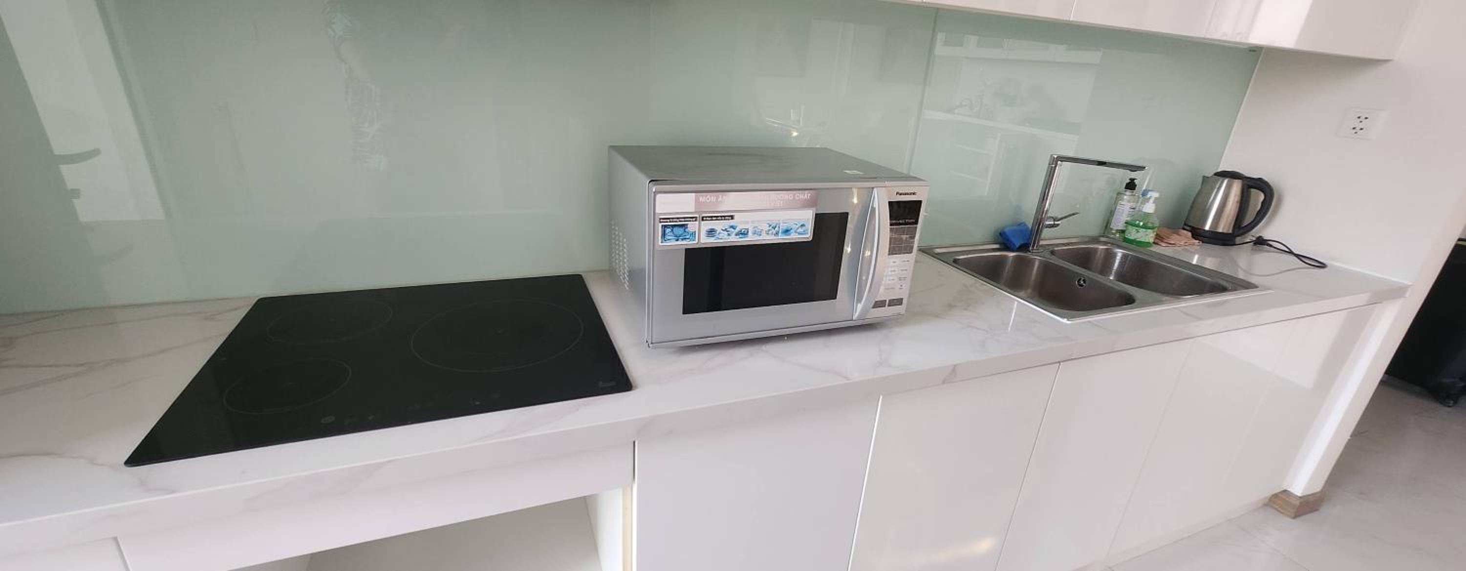 2BR Luxury SaiGon river view Landmark 81 CP Apartment