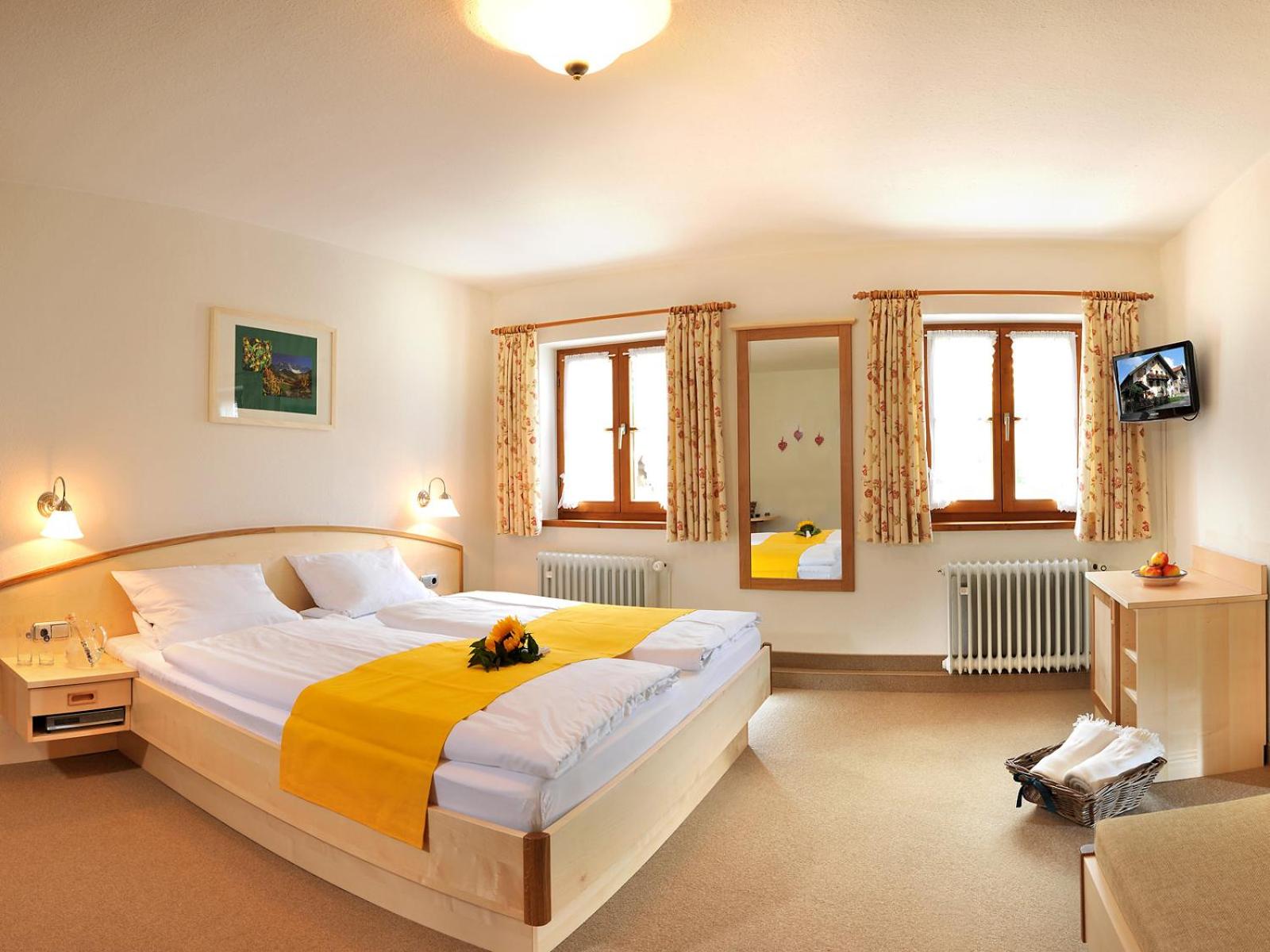 Gästehaus Enzianhof Hotel Garni
