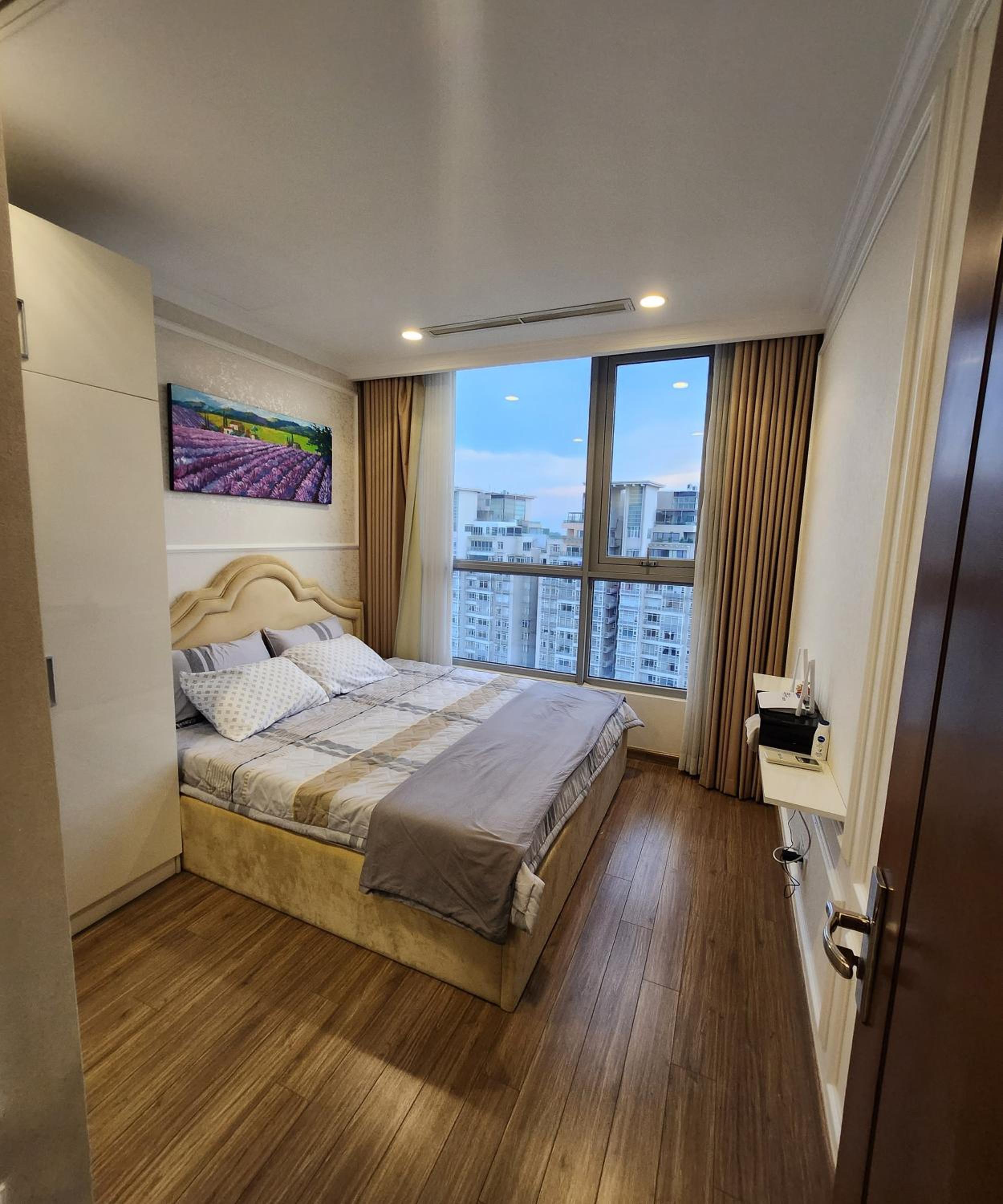 2BR Luxury SaiGon river view Landmark 81 CP Apartment