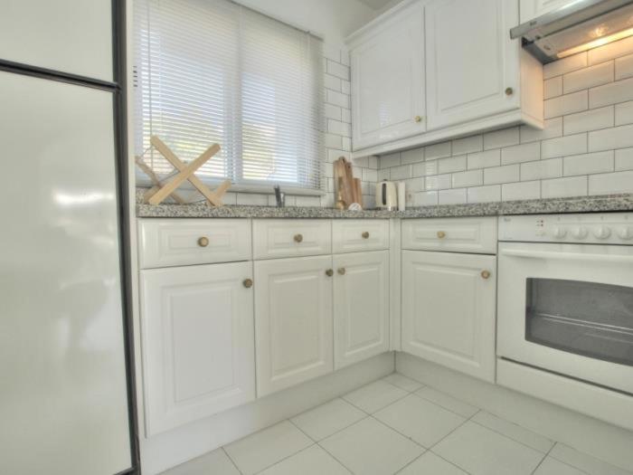 34 Jardin Miraflores, gorgeous, views, pool, Wifi