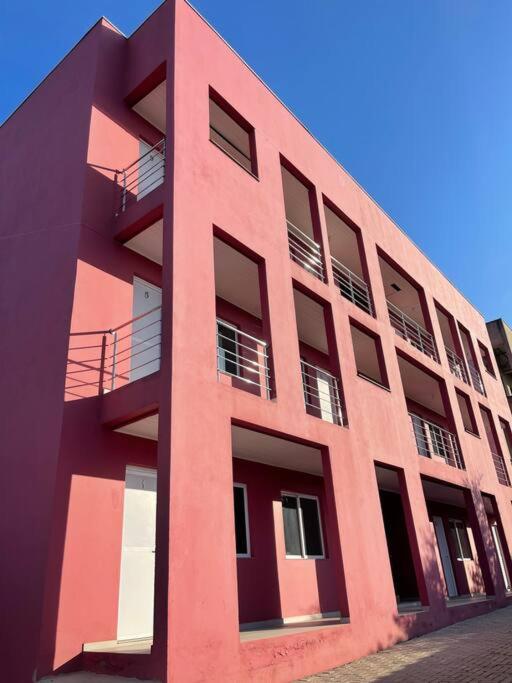 Apê 1 - Localizado próximo à PUC, UFRGS, ACADEPOL
