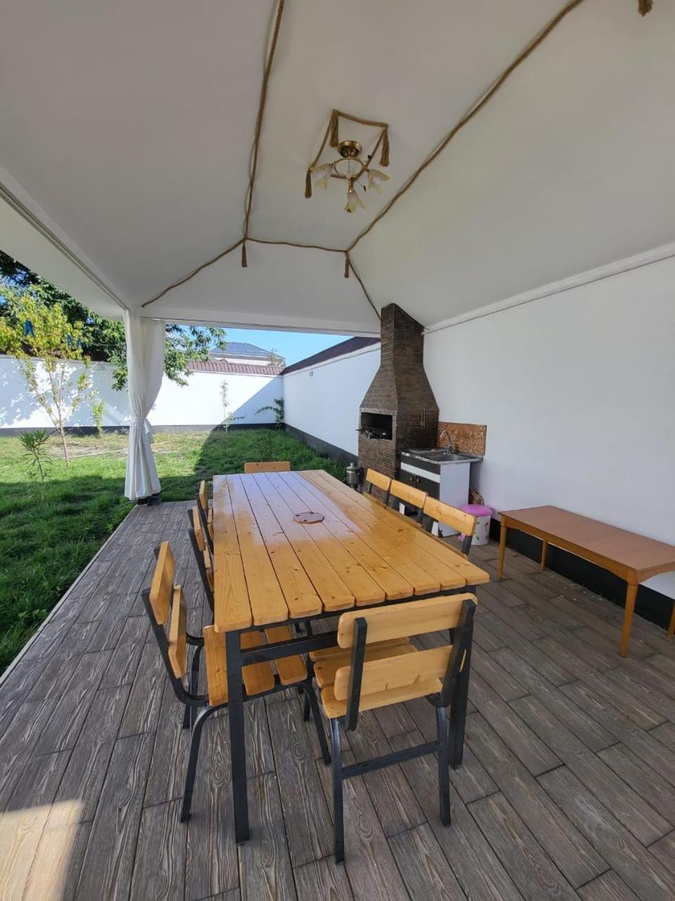Qafqaz Milan Villa With Outdoor Heated Pool