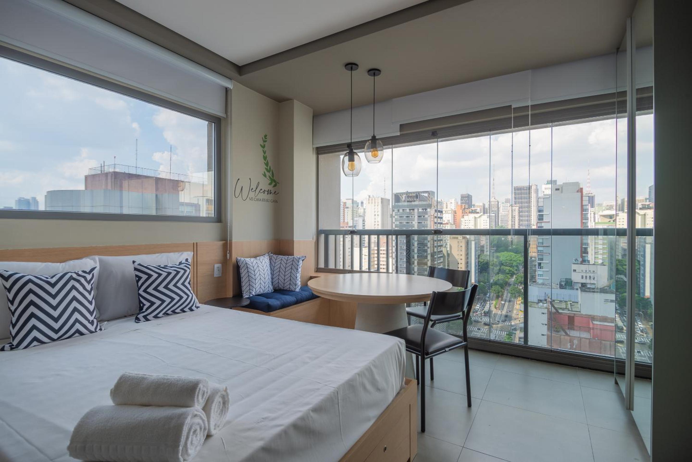 360 VN On Lorena by Housi
