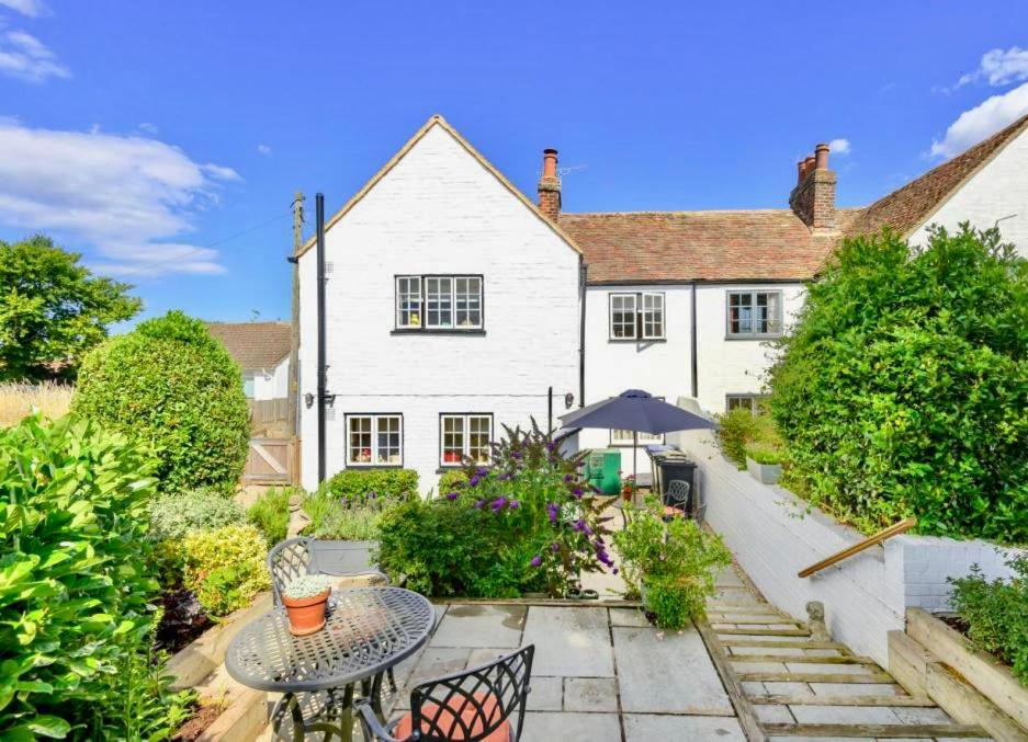 Marshmede Cottage - picturesque, tranquil, relaxing