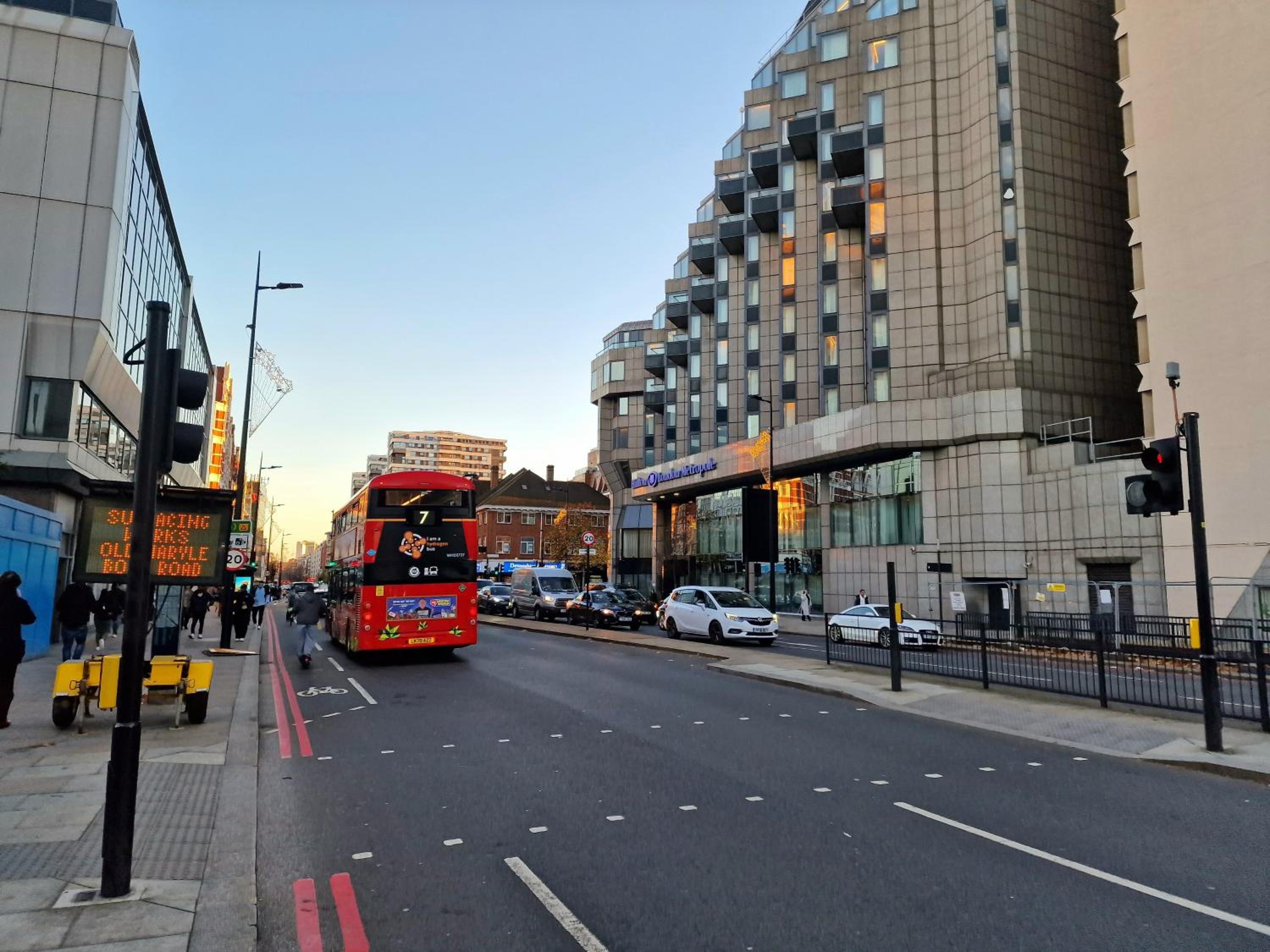 4 Bedroom, 3 Bathroom Private House in Central London, 3 minutes walk to Edgware Road Station