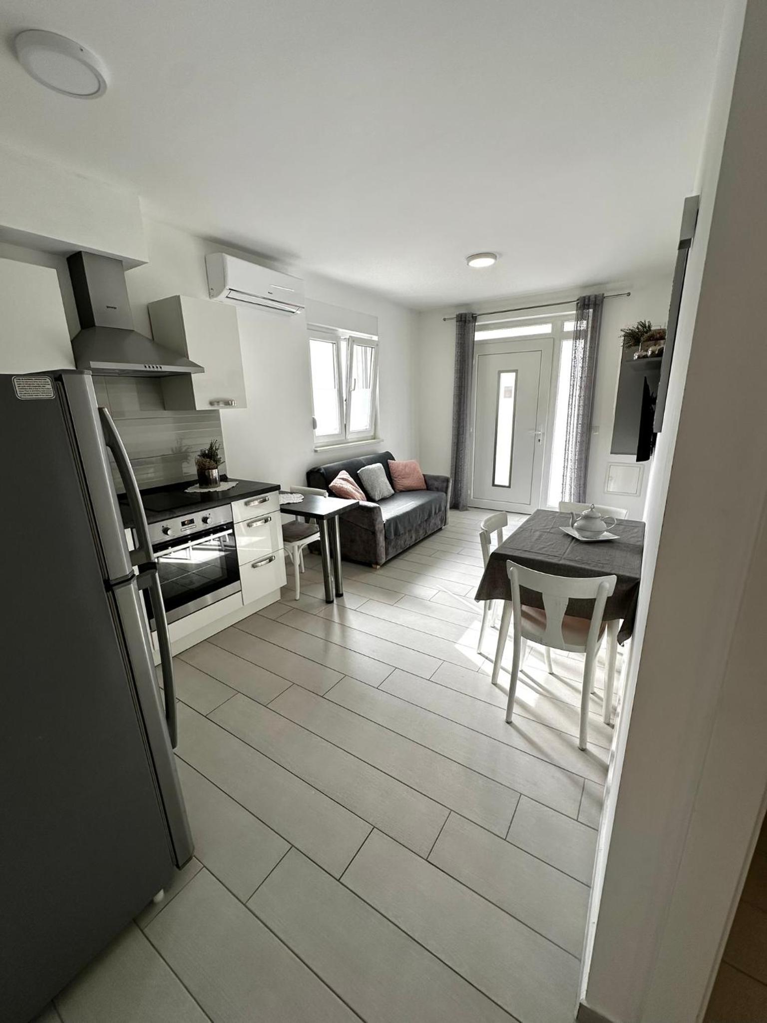 Apartments Danica