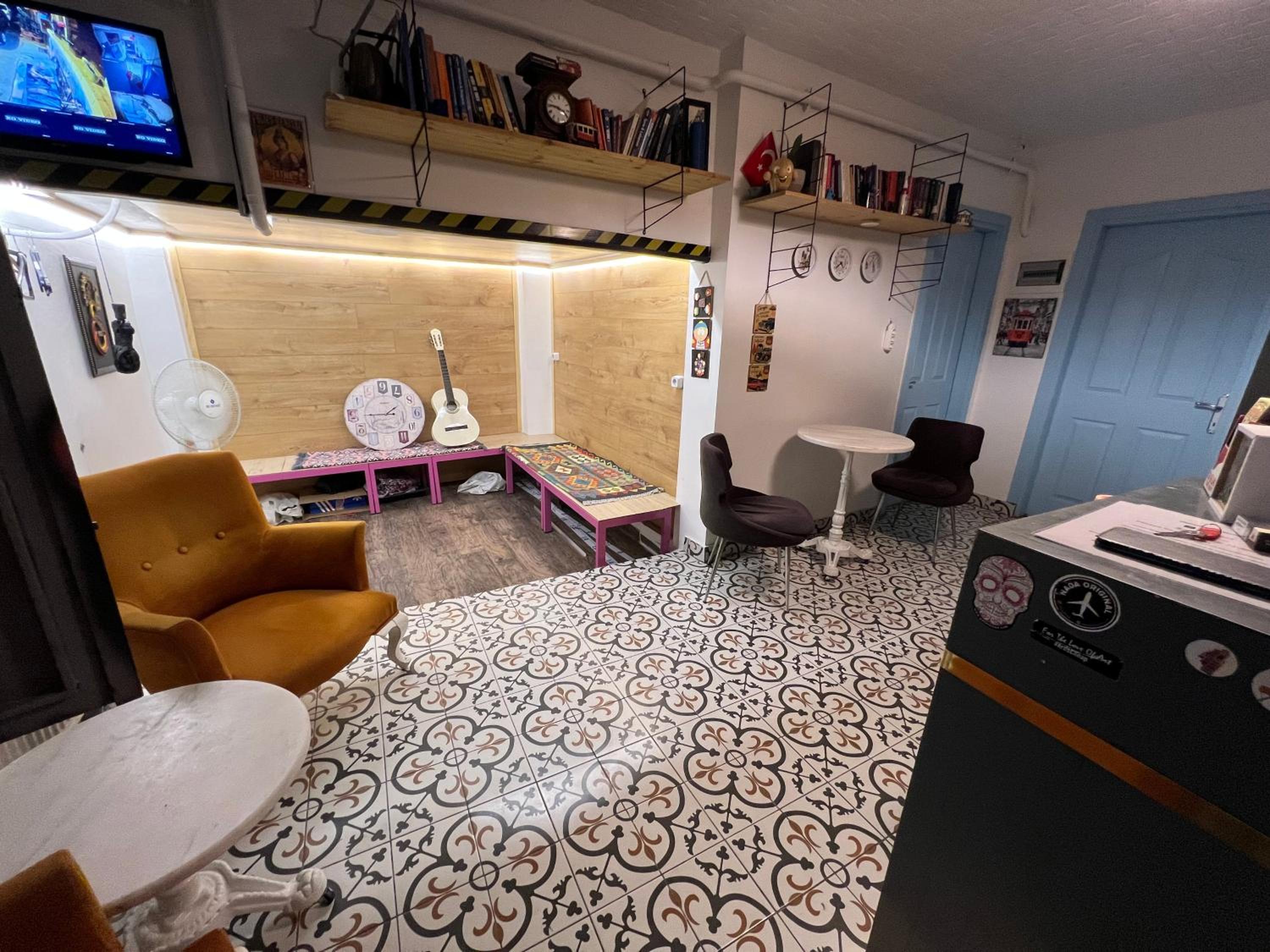 lounge