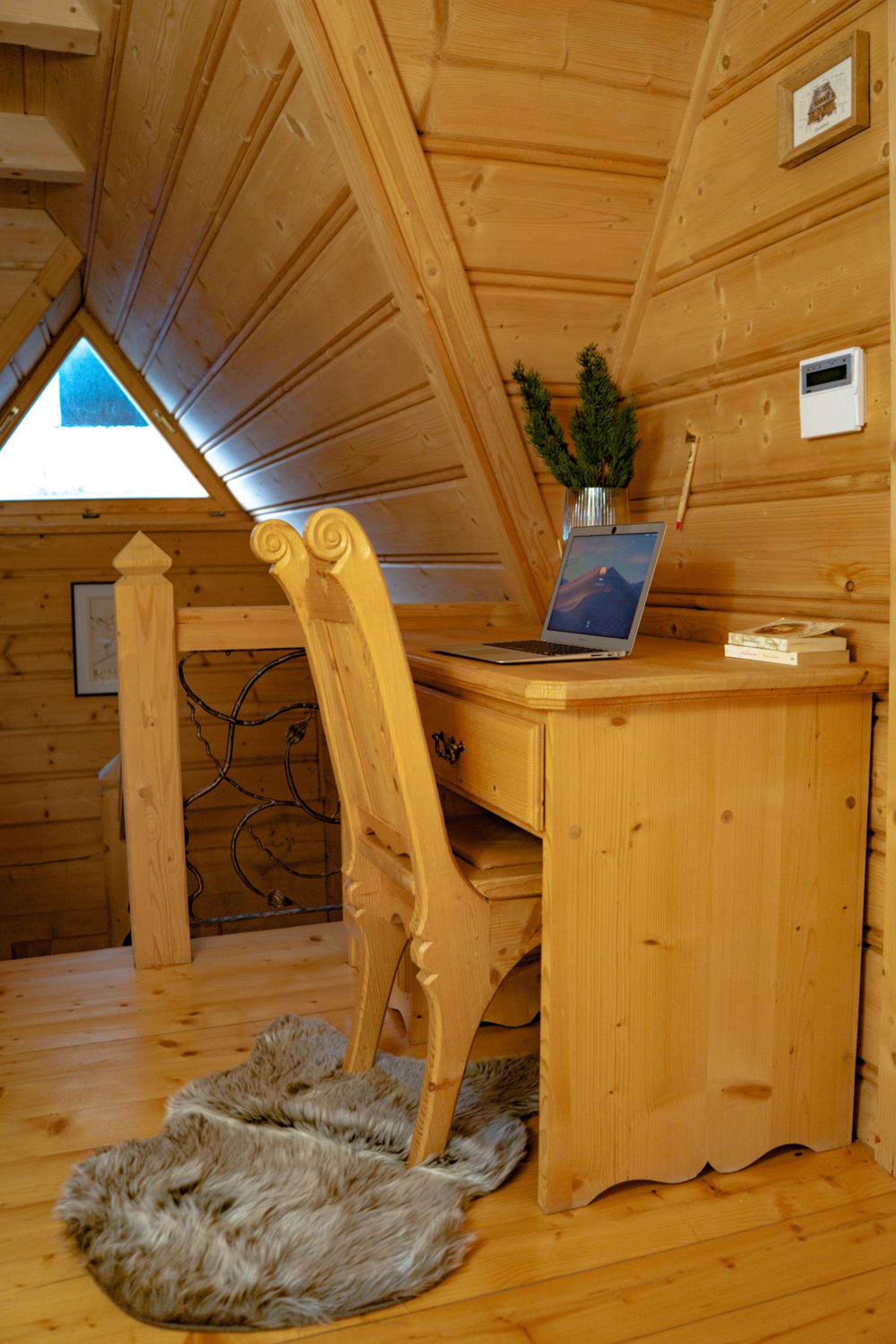 Photo 43