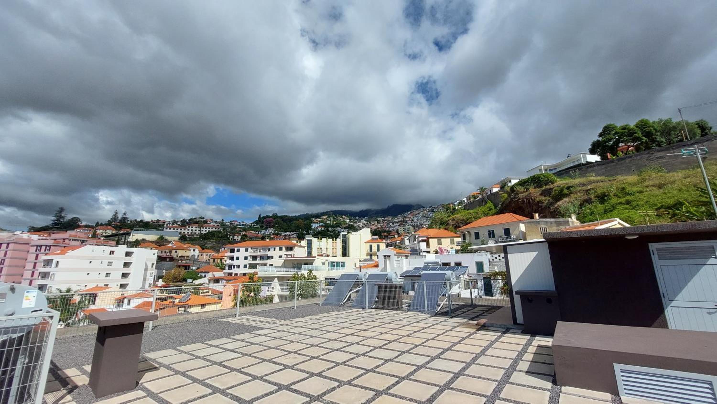 Sol do Til Apartment view 4