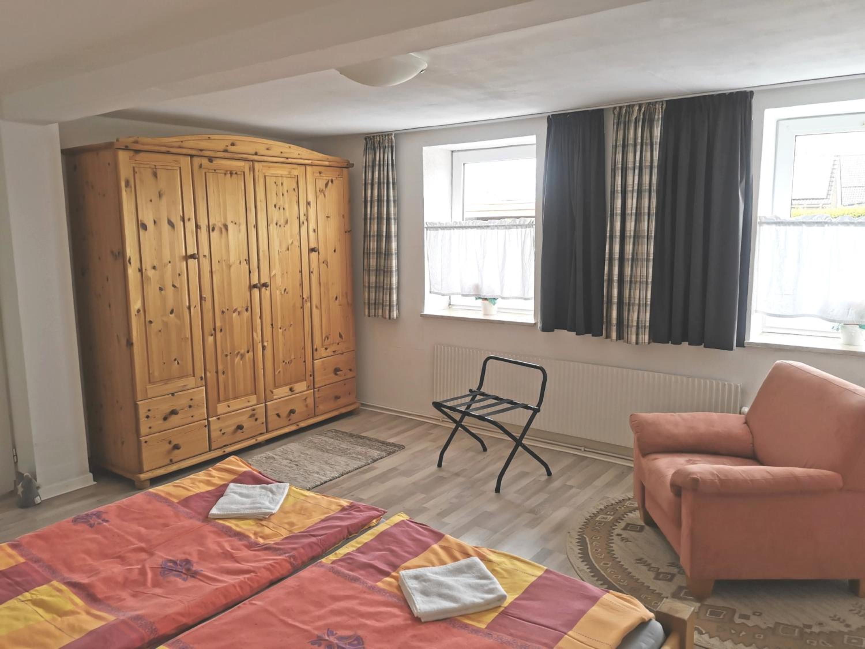 Ferienwohnung 1 Nordsee Gulfhof Dornum - mit großem Garten