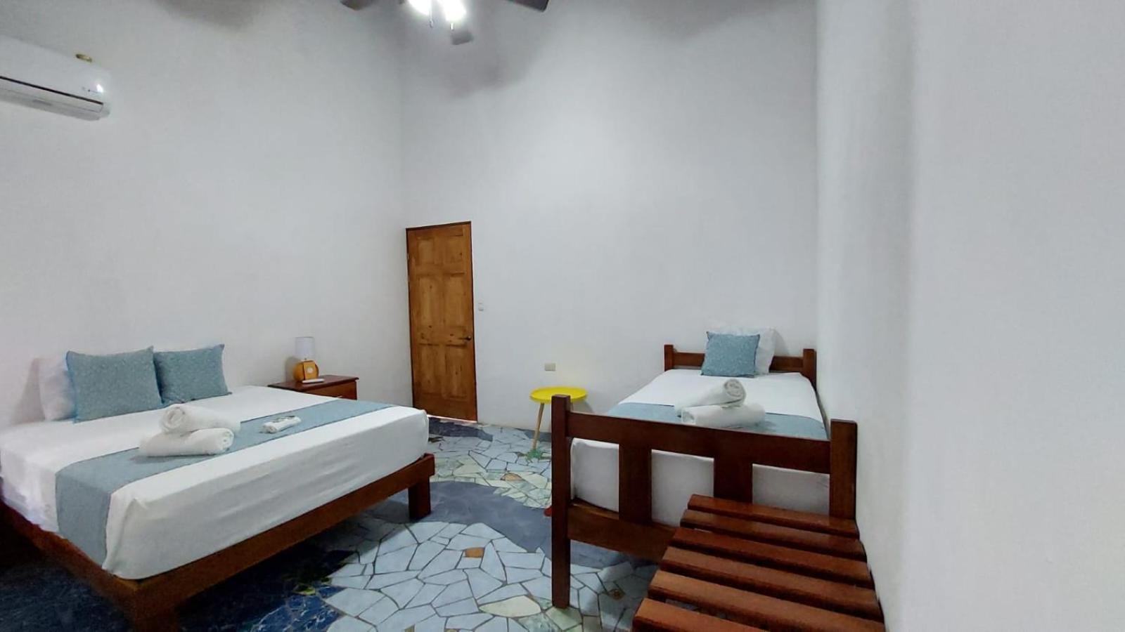 Hospedaje Casa THIREMA Tortuguero