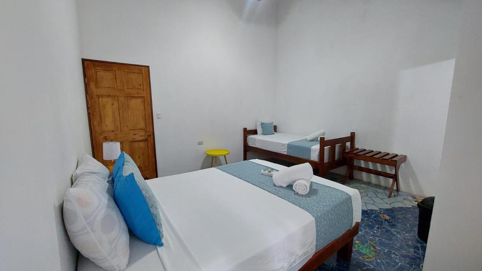 Hospedaje Casa THIREMA Tortuguero