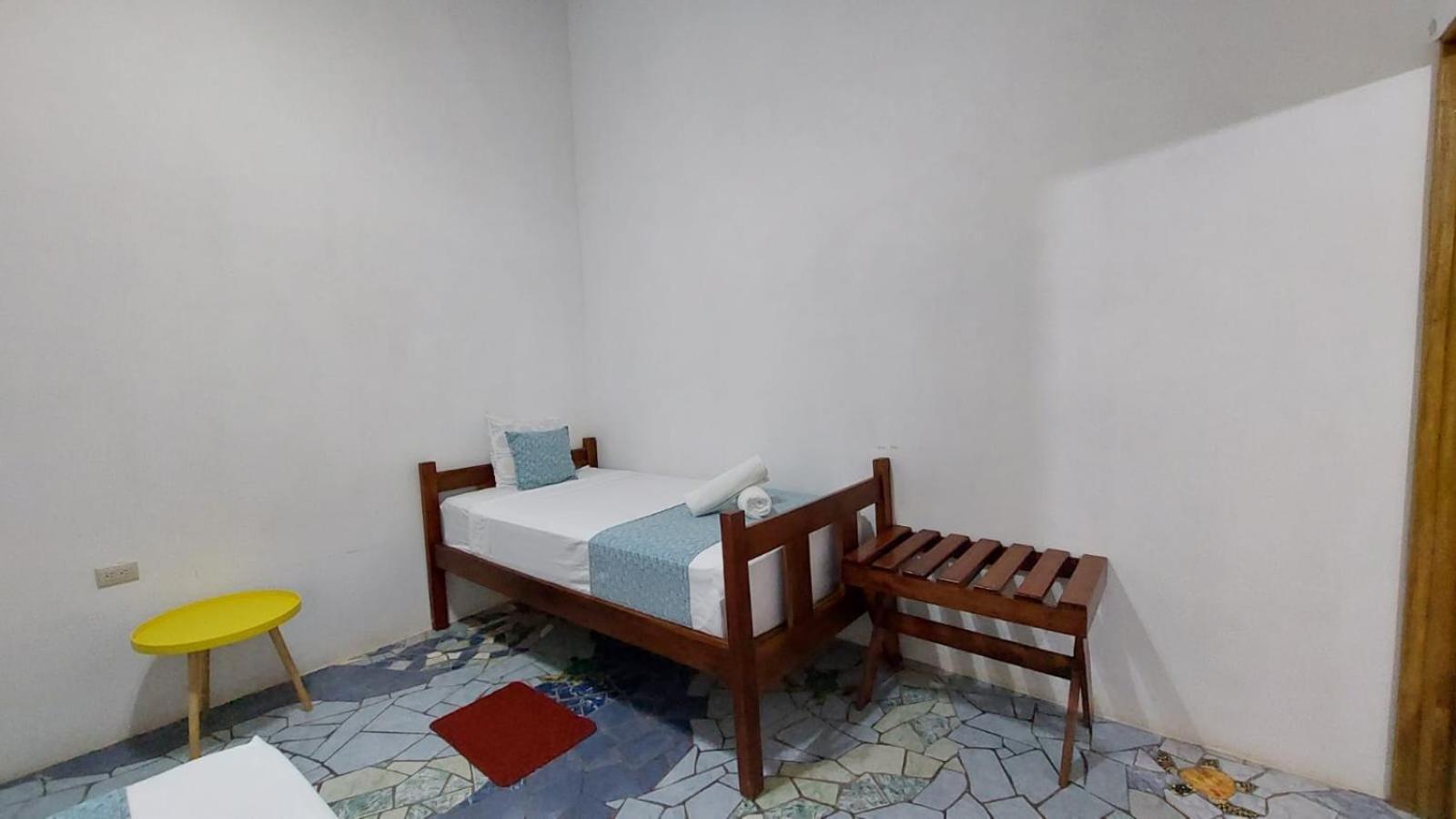 Hospedaje Casa THIREMA Tortuguero