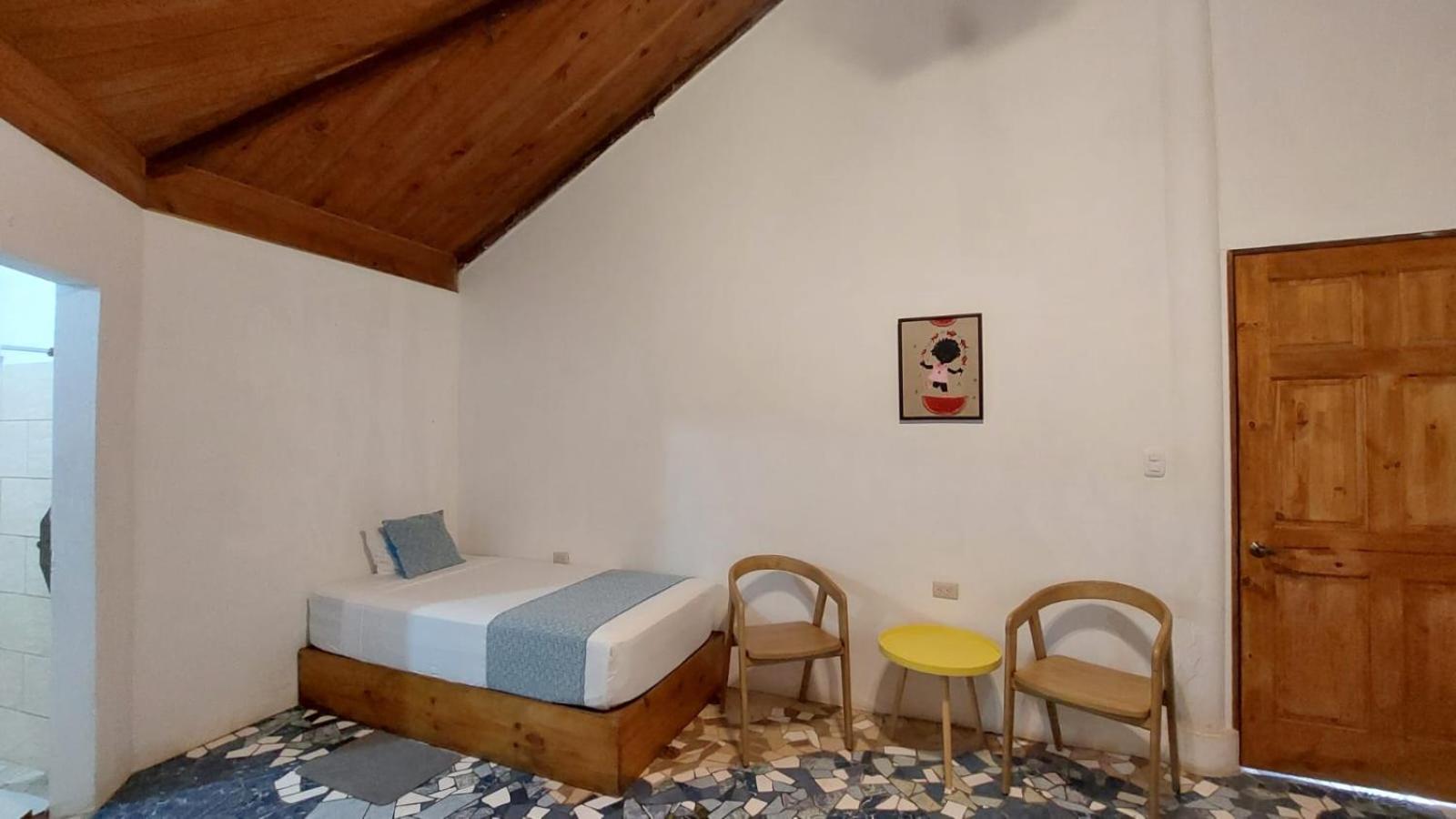 Hospedaje Casa THIREMA Tortuguero