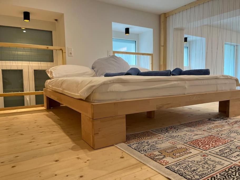 Newly renovated Boutique Apartment