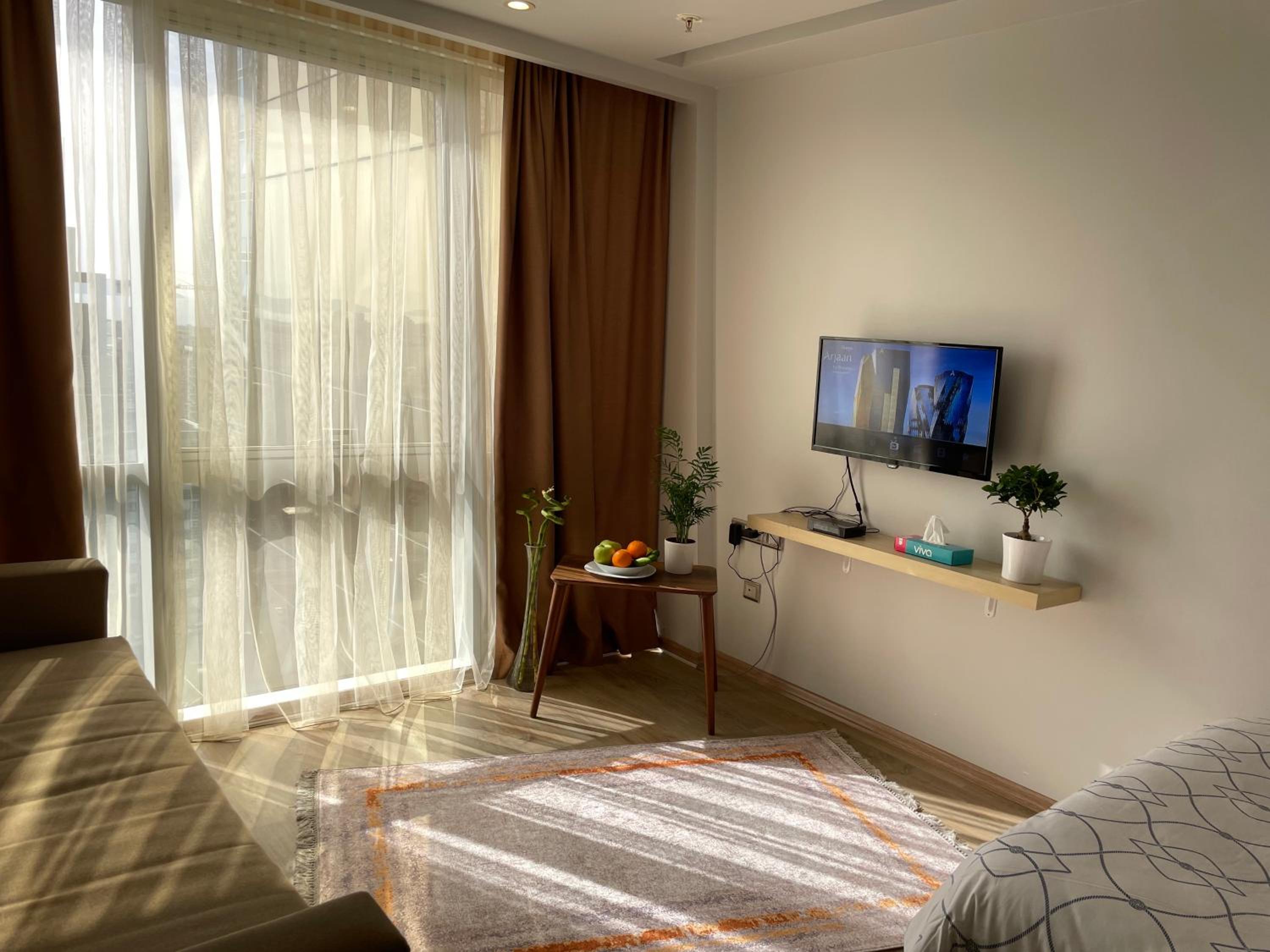 studio apt with Incredible view of the sea near metro station