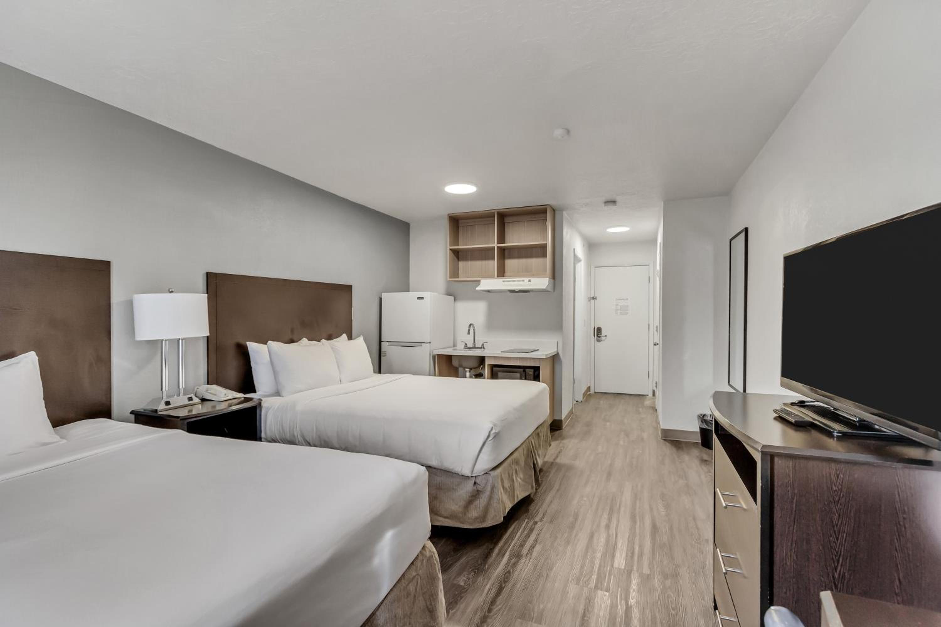 Clarion Inn Salt Lake City Airport view 4