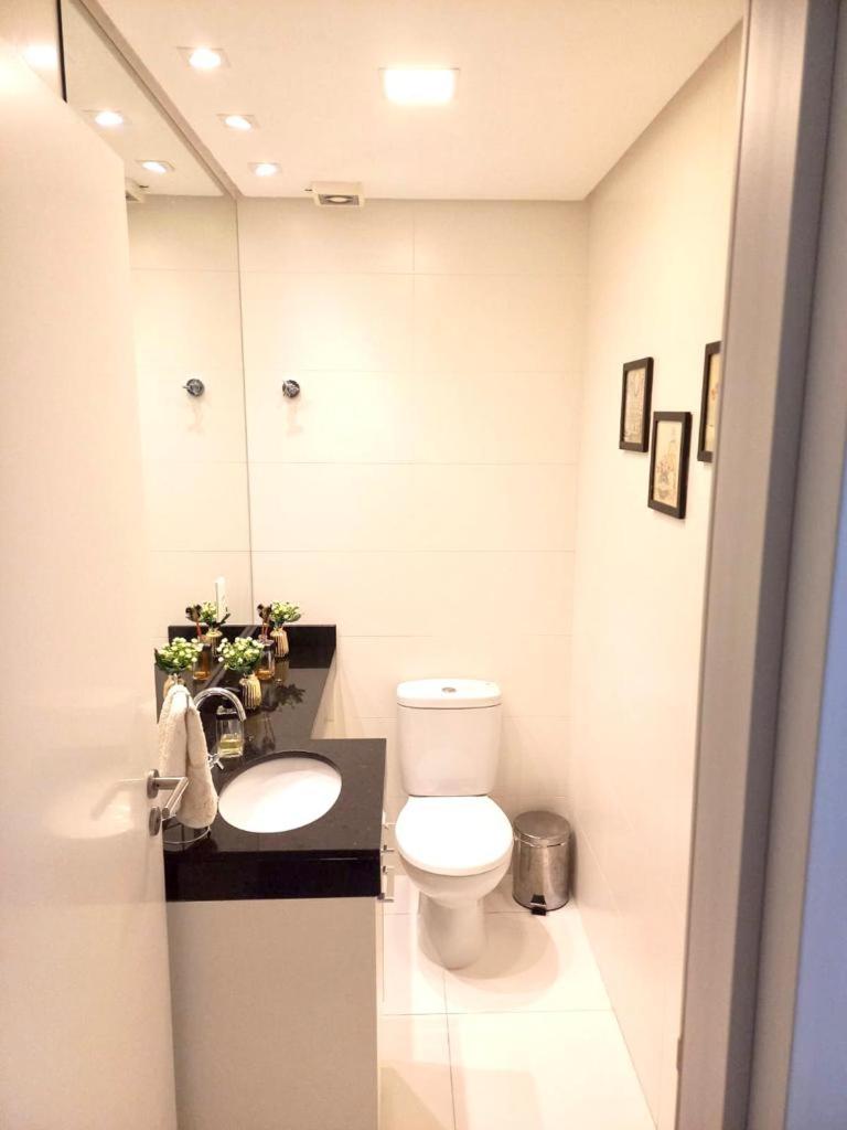 Lindo apartamento com varanda gourmet