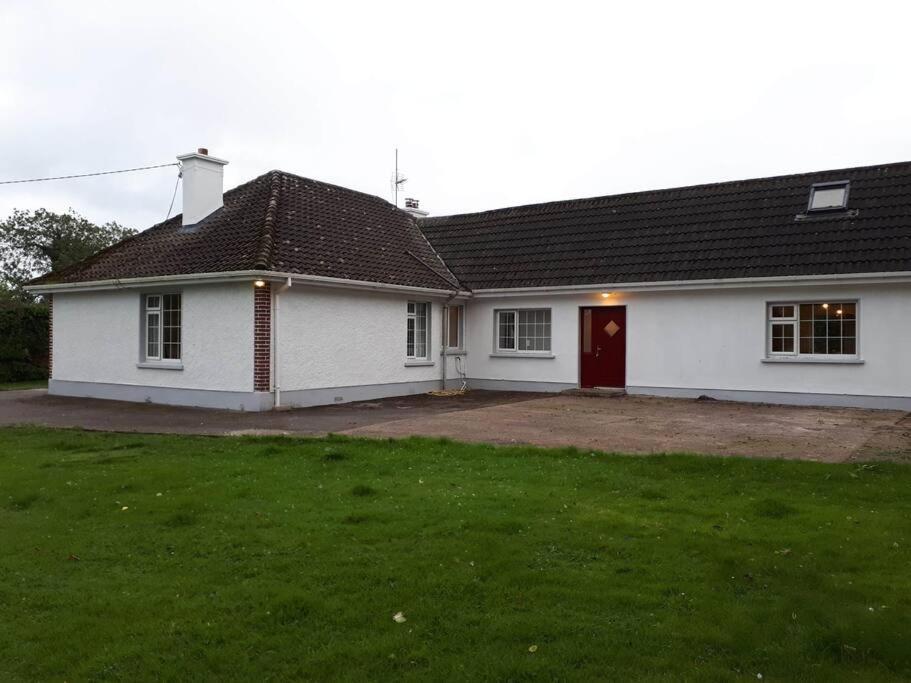 Family Home, 20 mins from Youghal Beach
