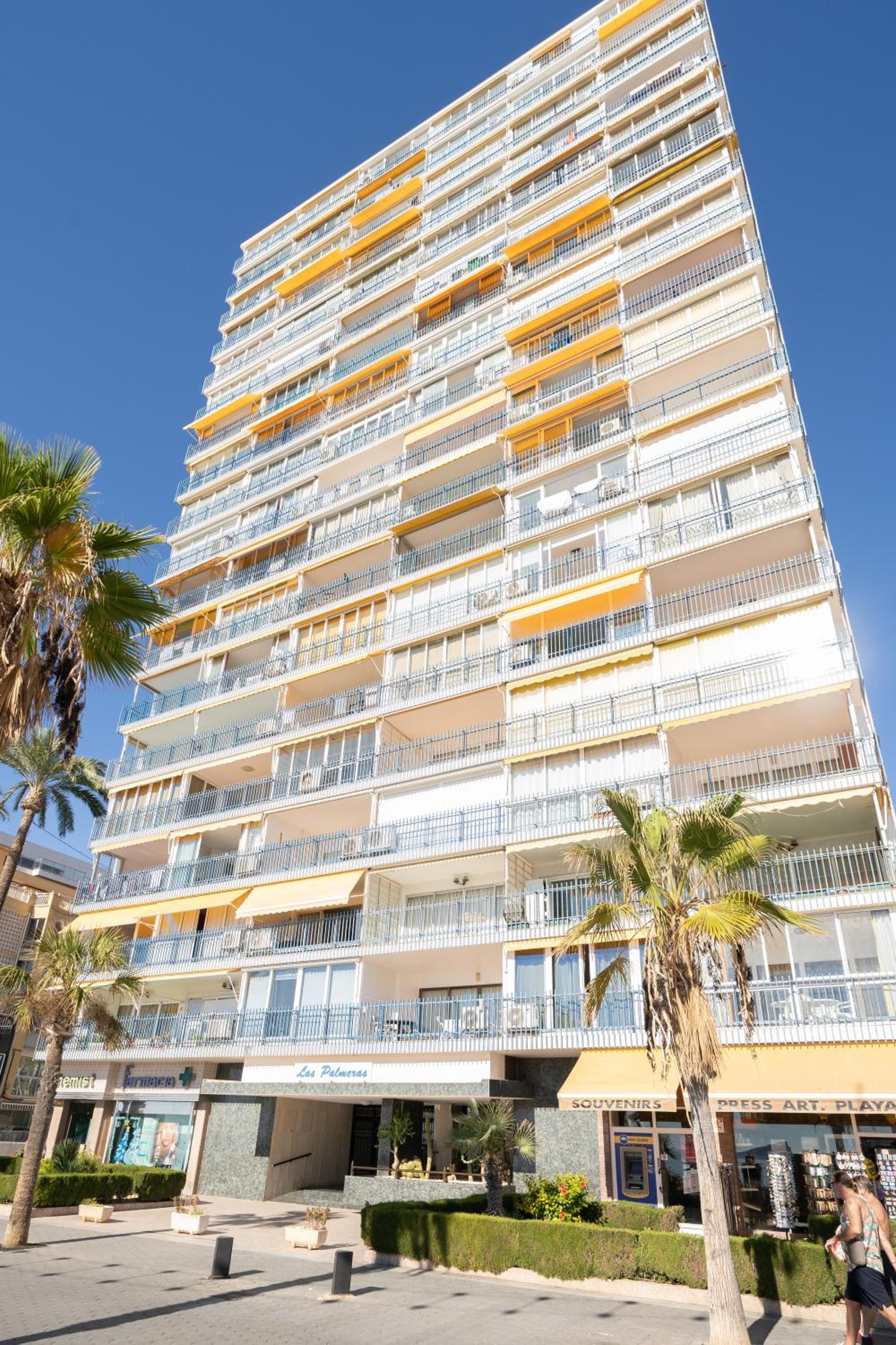 Primera línea playa levante Benidorm view 4