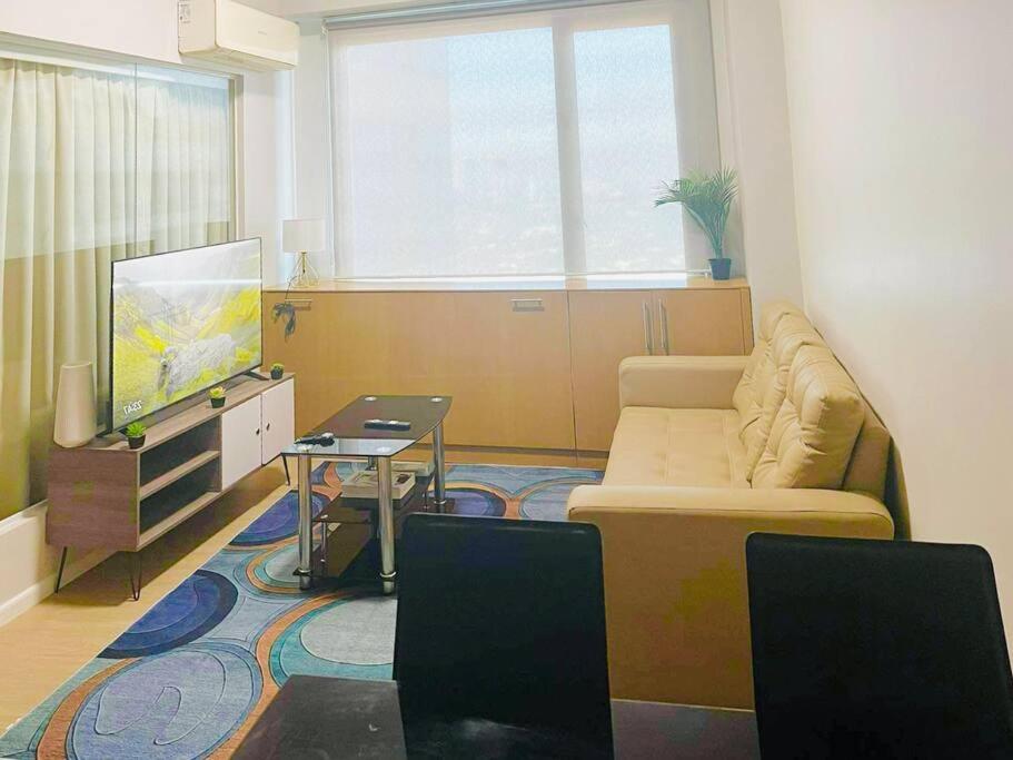 Modern and Cozy Condo with view in Eastwood Manila view 4