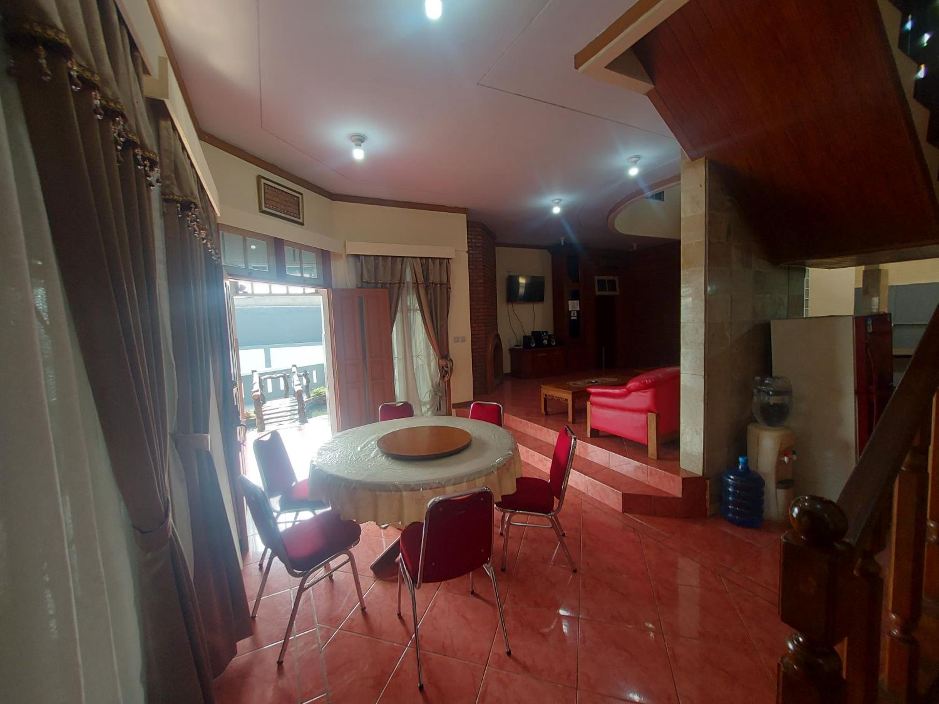 Villa saung panenjoan