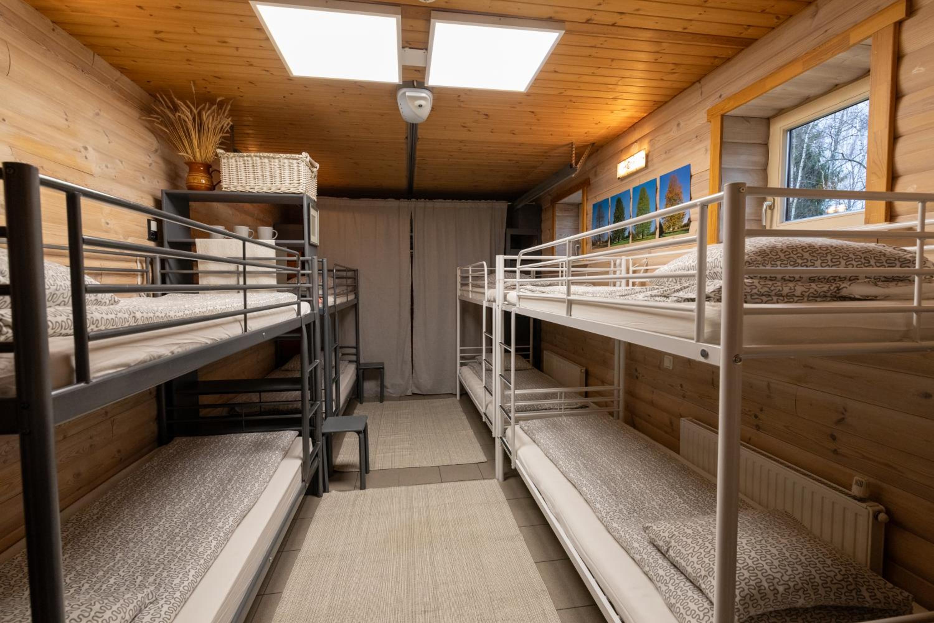 Viesu un ciemiņu brīvdienu māja Villa VĒJROZES
