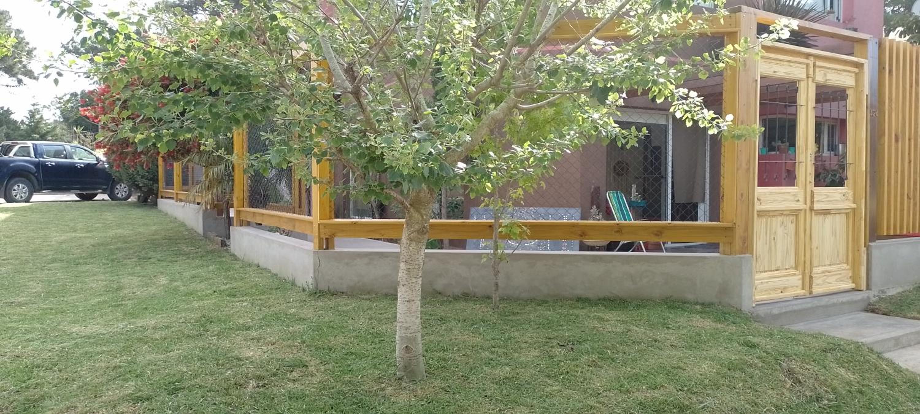 Departamento con parque a metros del mar
