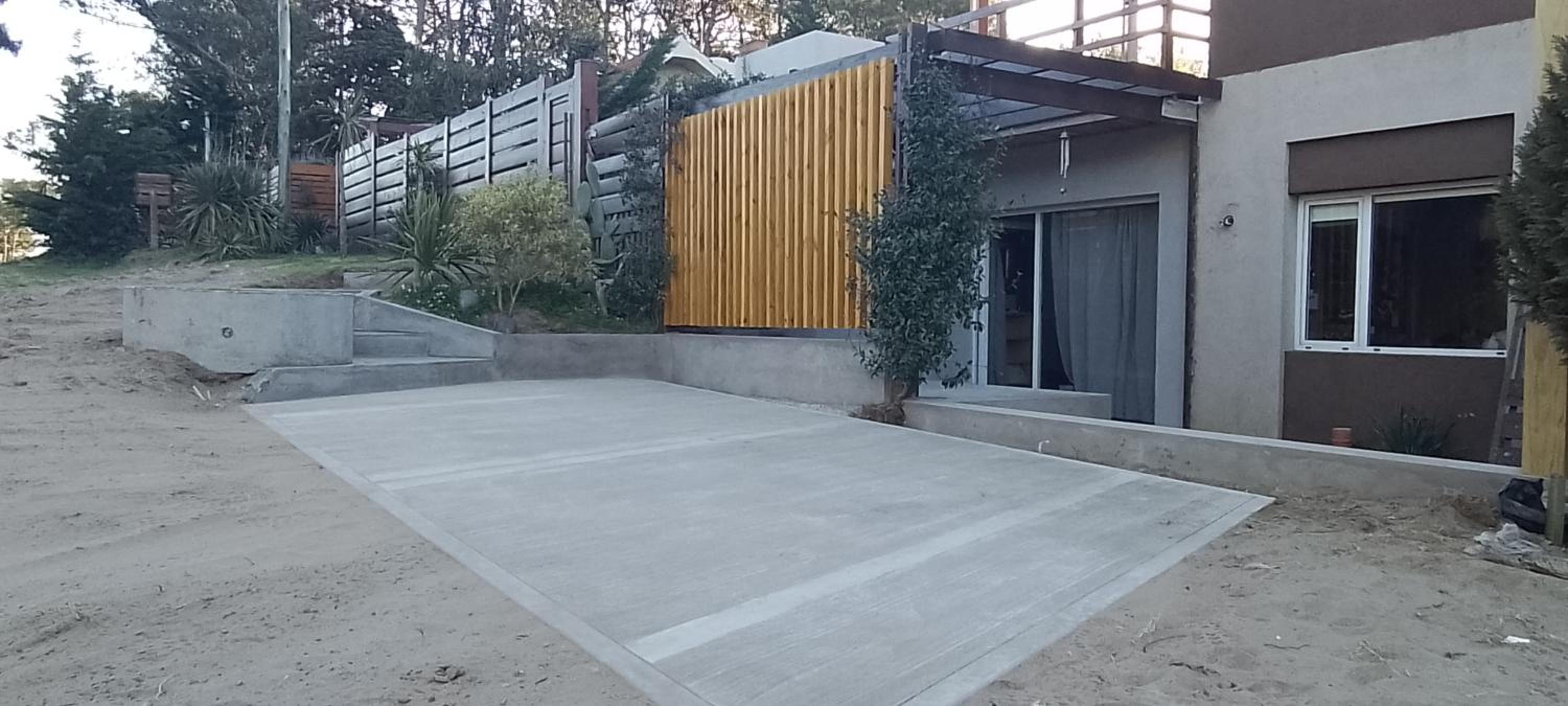 Departamento con parque a metros del mar