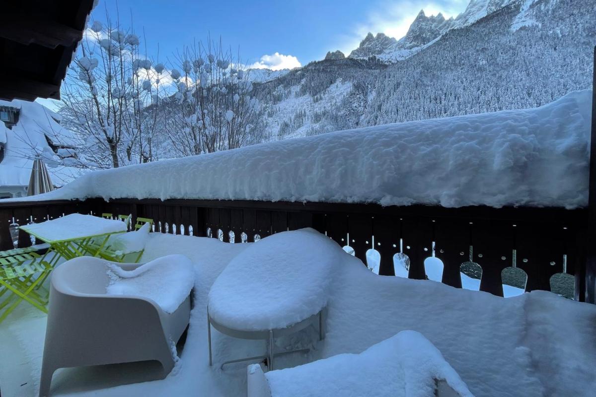 Mont Blanc View Apt In The Heart Of Chamonix view 4
