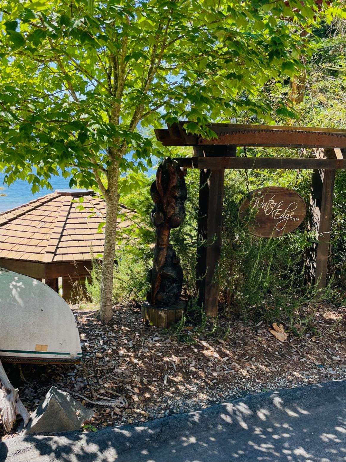The Tuwanek Bed and Breakfast